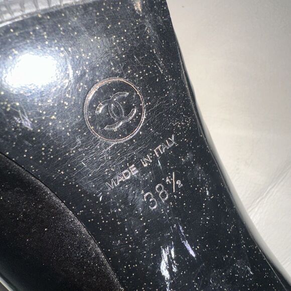 Authentic Chanel Black Cream Gray Patent Leather Platform Pumps Sz EU 38.5 US 8 - Picture 13 of 13